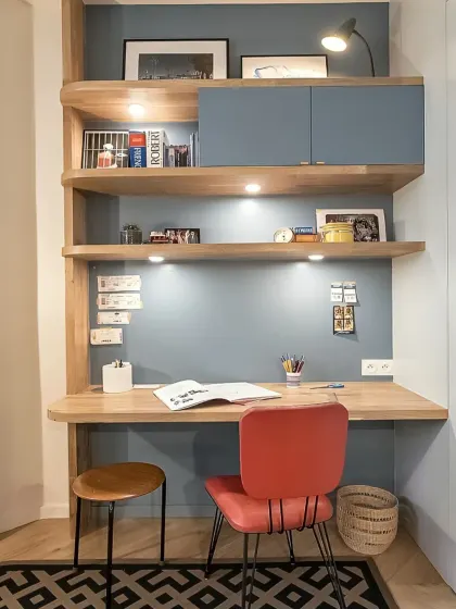 Our portfolio of study units showcases a variety of styles, from minimalist floating desks to large, built-in workstations. We design each space to be ergonomic, organized, and seamlessly integrated into the bedroom's overall aesthetic.