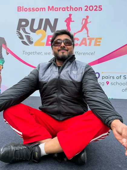 Getting the energy flowing at the Blossom Marathon 2025. I was thrilled to lead the Zumba warm-up session for this fantastic 'Run 2 Educate' event.