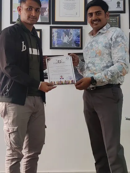 Congratulations to another graduate from our Bengaluru school. Receiving this certificate marks the beginning of a new and exciting career in the world of mixology.