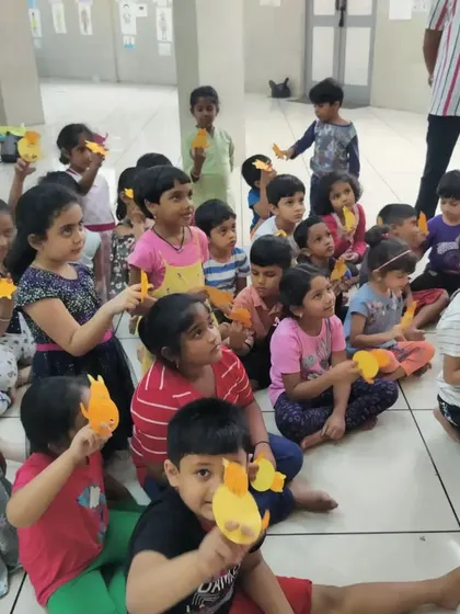 More happy faces from our 'Putani Shibira' puppetry class. Each child has created their own little bird puppet and is excited to make it sing and fly.