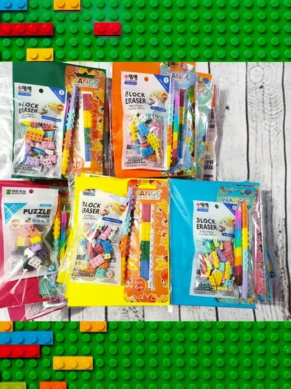 This image shows my block-themed stationery, including puzzle erasers and stackable pencils that look like building blocks.