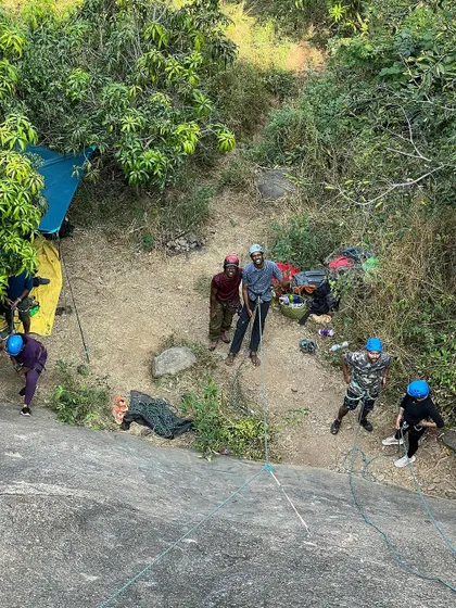 A view from above of our workshop setup. We choose crags that are ideal for beginners, with plenty of space and accessible routes.