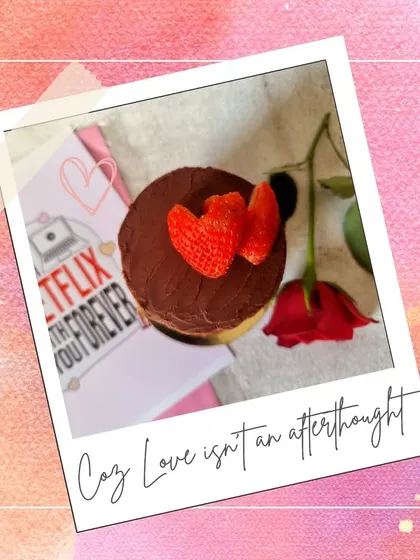 Another look at my Valentine's Day special bento cake, because love isn't an afterthought. This intimate chocolate cake topped with heart-shaped strawberries is perfect for a quiet celebration.