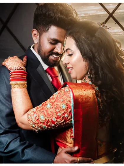 A duplicate of image 211, a beautiful, intimate close-up of the reception couple.
