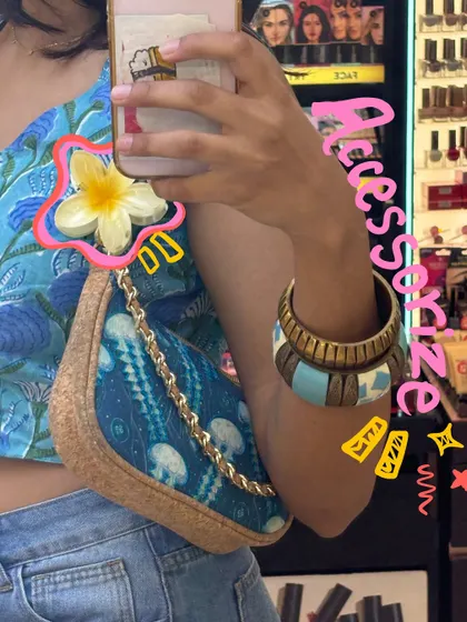 Accessorize. A close-up of my bag and bangles, with doodles to highlight the details.