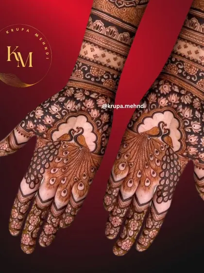 A stunning peacock design perfect for an engagement ceremony. This style blends traditional motifs with an elegant, modern feel, ensuring your hands look absolutely gorgeous for your pre-wedding events.