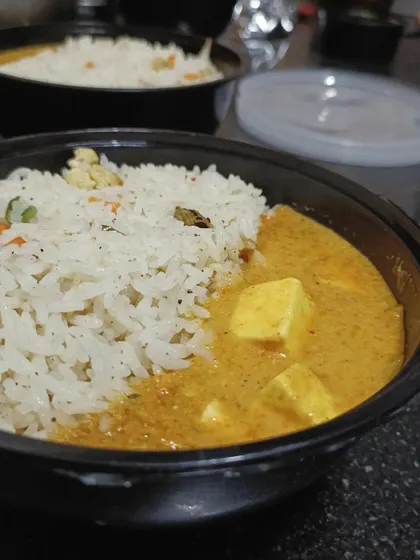 A close-up of my paneer makhani and veg rice bowl. The curry is creamy and rich, and the rice is perfectly cooked. A customer favorite for a reason.