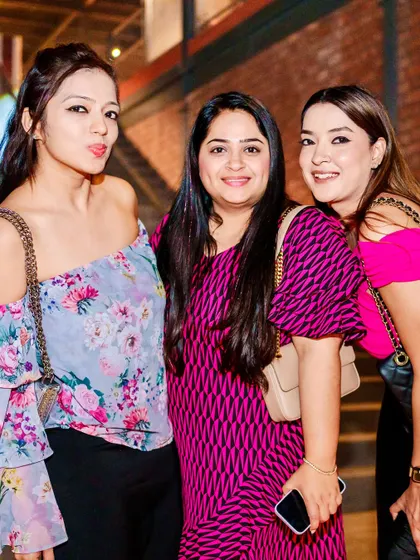 The stylish crowd at ICB, enjoying the unique blend of AfroHouse, Latin House, and live music.