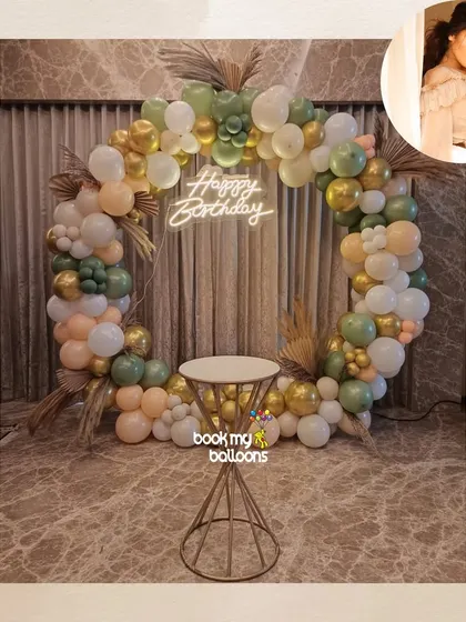 We had the honor of creating this beautiful boho chic balloon circle for actress Tanya Hope's birthday. The arrangement of sage green, peach, and gold balloons with dried pampas grass created a trendy and elegant photo backdrop.
