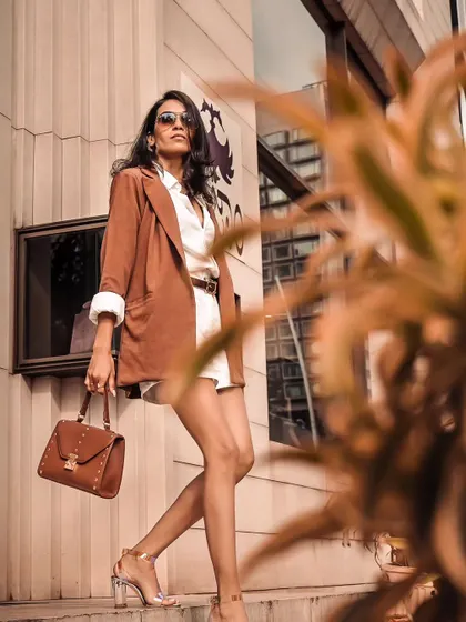 Another dynamic walking shot, showing that I am always ready for action.