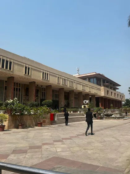 Arguing as independent counsel before the Delhi High Court in a complex land dispute case. This matter, involving the Delhi Land Reforms Act, was a deep dive into property law and a milestone for me, especially as I worked alongside my brother who drafted the petition.