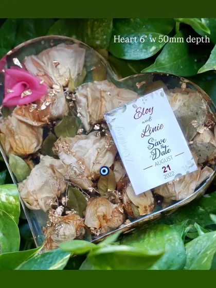 This 6-inch heart-shaped block is one of the shape options available in the Silver Pack for your varmala preservation. It's a romantic and beautiful way to keep your wedding flowers and memories safe.