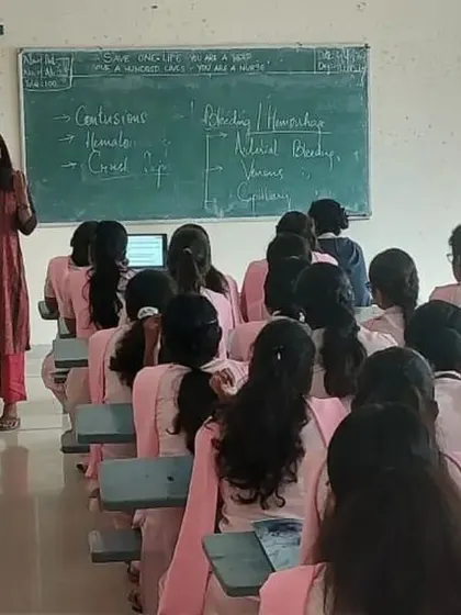 Here, our CEO explains the practical benefits of language learning to students at Oxford Nursing College. We focus on providing insights that are instrumental for professional development and opening new horizons.