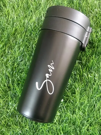 My 400ml travel mug is designed for life on the go. It keeps beverages hot or cold for 7-9 hours and features a secure flip-top lid. I can customize it with any name or logo.