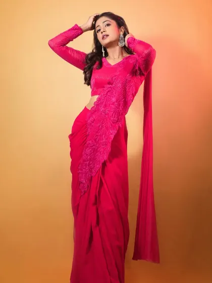I styled this vibrant, modern saree look for actress Payal Radhakrishna's movie promotions. The goal was a head-turning outfit that was still elegant and comfortable for a long day of events. This is what I do: create impactful looks for high-profile events that feel as good as they look.