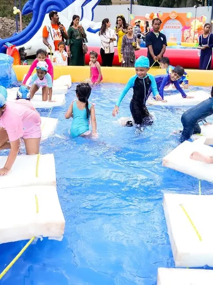 An exciting floating obstacle course for the kids to navigate. This type of activity encourages active play and teamwork.