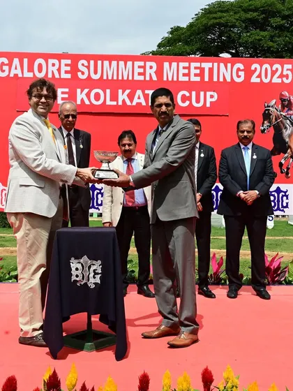 The Kolkata Cup is presented by Mr. Chandrakant Kankaria, Steward of the Royal Calcutta Turf Club, to the owner of Stravinsky.