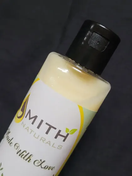 My Carrot Body Lotion, a great choice for brightening skin and preventing tanning. It improves skin complexion and elasticity while deeply healing dryness.