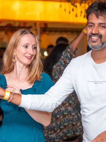 A gentle and elegant dance.