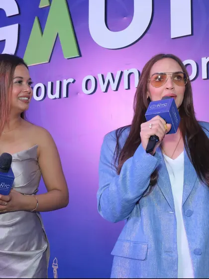 Sharing a laugh with the "Dhoom" girl, Esha Deol. Her energy is absolutely infectious.