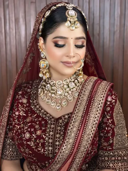 A close-up of the soft glam makeup. The focus is on the eyes, with a subtle shimmer and full lashes, while the rest of the face is kept fresh and natural.