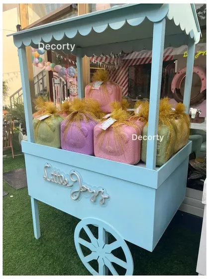 The return gift cart, ready to delight the children at the end of the party.