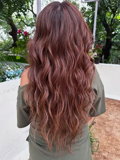 The back view of these 'Ribbon Highlights', creating a beautiful, flowing effect.