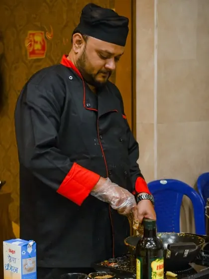 Our chef is focused on creating the perfect bowl of pasta. The live station is always a hub of activity and a highlight for guests at any event.
