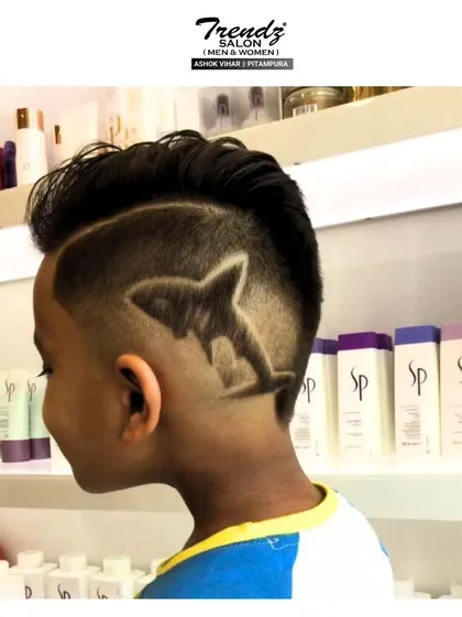 A clearer view of the super cool shark design. It's a fun way for kids to show off their interests.
