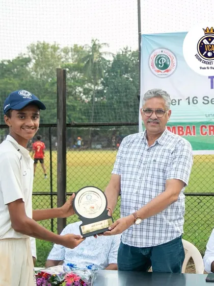 Advait Bhat receiving the 'Best Bowler' award at the U-16 Payyade Trophy selection tournament, presented under the auspices of the Mumbai Cricket Association.