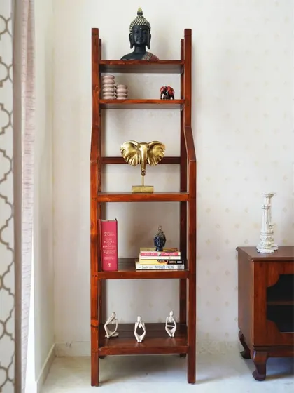 A duplicate of image 159, with the shelf beautifully styled.