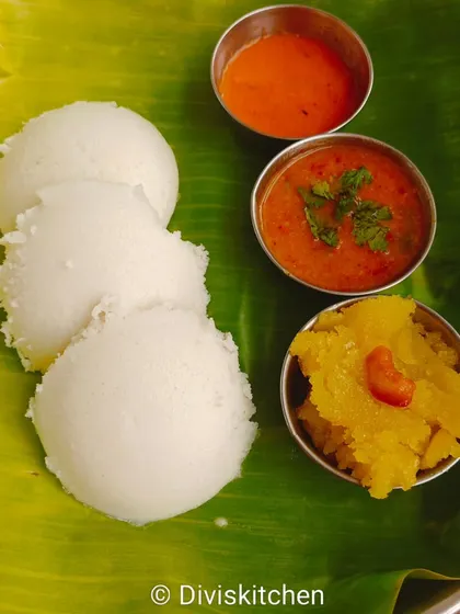 A simple and classic breakfast of idli, sambar, kaara chutney, and a sweet kesari. We take pride in making authentic dishes that taste just like they would at home.