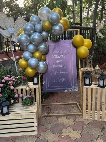 We also provide welcome signs and entry decor to match the main theme, like this rustic-chic sign for a 40th birthday party.