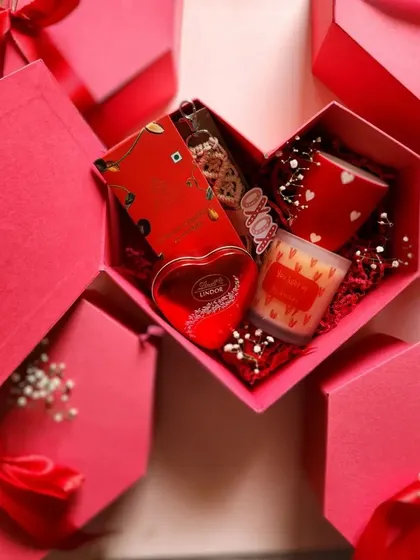 A stack of our heart-shaped boxes, showing how we can prepare beautiful gifts for larger events or corporate gifting.