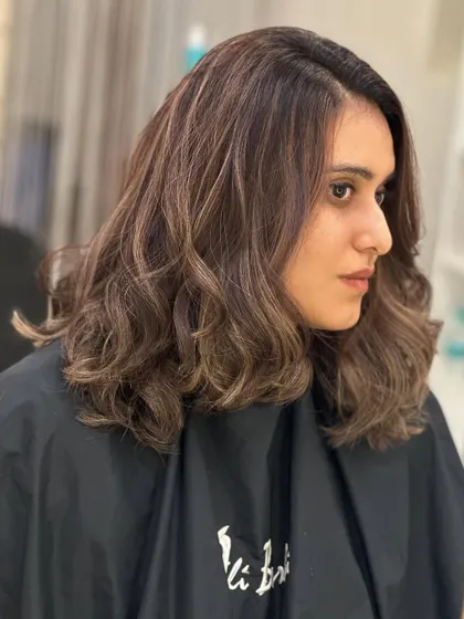 A final shot of this beautiful brunette balayage.