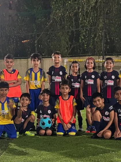Both teams together after a hard-fought practice match. We value sportsmanship and the opportunity to build relationships with other local academies.