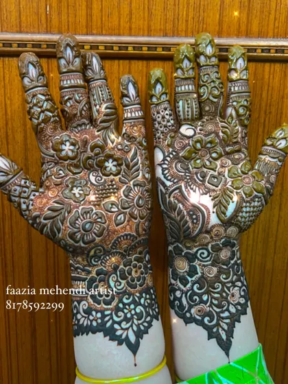 A lovely example of a half-sleeve bridal design with a clean cuff border.