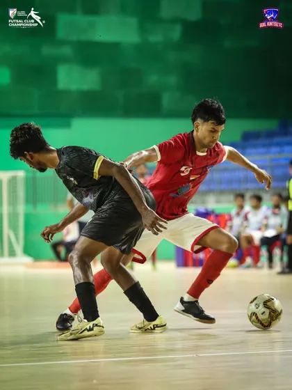 A player showing great skill to get past his opponent.
