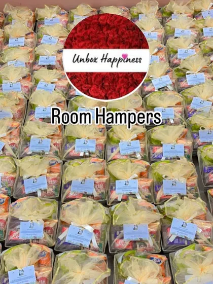 An army of beautifully packed room hampers, ready to be delivered for a wedding. I can handle large-scale orders with consistent quality.