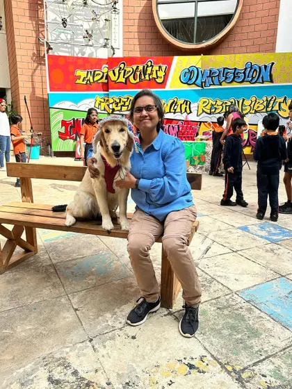 The dogs and I had a wonderful time at a school's winter carnival. Surrounded by kids and food, they were perfectly behaved, showing their potential as therapy dogs. I hope more schools open their doors to the benefits of having dogs around children.