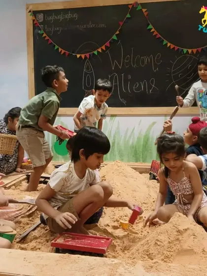 A "Welcome Aliens" themed play session in the sandpit. We love to spark imagination with fun themes and prompts.