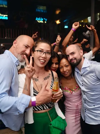 Friends from all over the world come to party with us.
