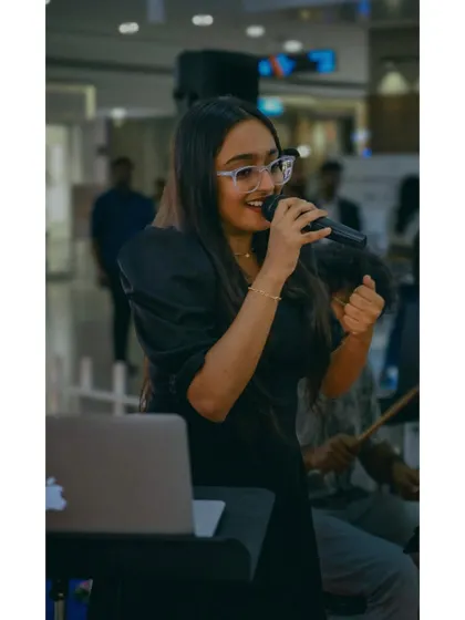 Another angle from the same acoustic show.