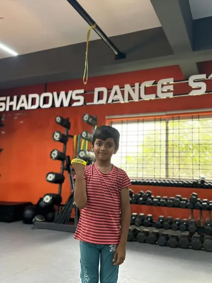 Nikhil earned his yellow 'Shadows WOW' wristband for his top performance in the basic level. Keep up the great work.
