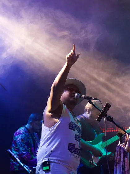 Thanking the crowd for their incredible energy. A performance is a two-way street, and I'm always grateful for what the audience gives back to us.