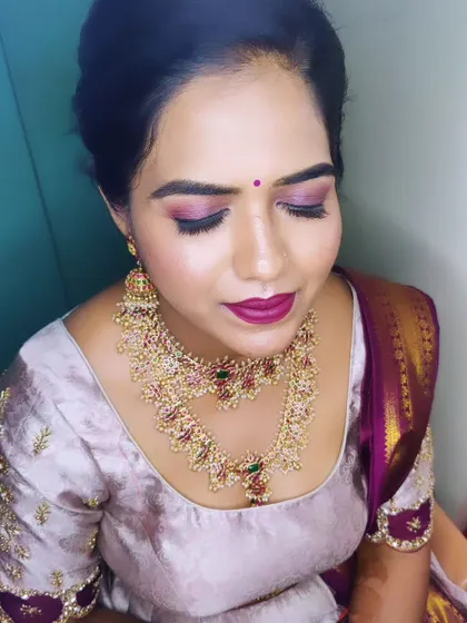 Manasa looking serene and beautiful. This semi-bridal look is perfect for functions leading up to the wedding day.