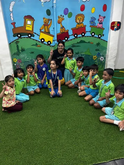 All smiles and peace signs from our youngest group of ballers. We create a positive and encouraging atmosphere for kids to start their basketball journey.