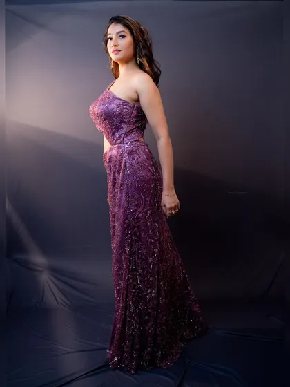 Another full-length pose, perfect for a lookbook or fashion editorial.