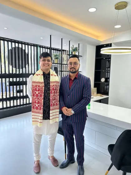 With a client in their beautifully designed space. It is always a pleasure to see how people create environments that reflect their personality, and my job is to ensure that energy supports their growth.