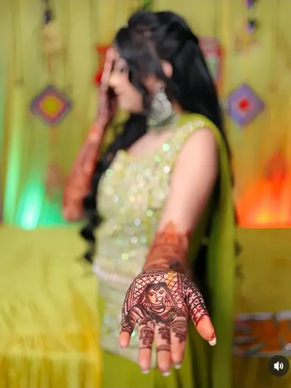 A single palm focused on a beautiful bride portrait, perfect for those who want a personal touch without covering the entire hand in figures.